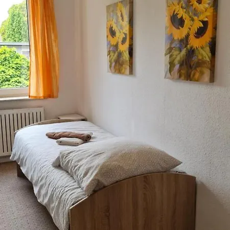 Apartament Elena Flat Iris, Zentrum Centro Westfield Oberhausen (North Rhine-Westphalia)