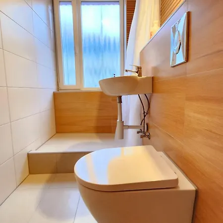 Apartament Elena Flat Iris, Zentrum Centro Westfield Oberhausen (North Rhine-Westphalia)