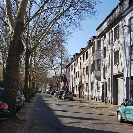 Elena Flat Iris, Zentrum Centro Westfield *