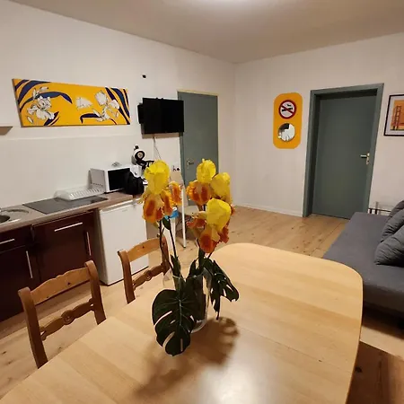 Apartman Elena Flat Iris, Zentrum Centro Westfield