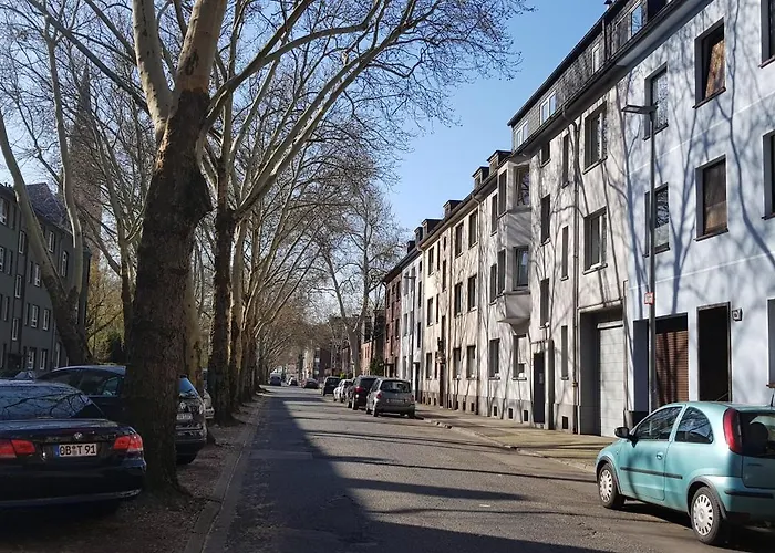 Elena Flat Iris, Zentrum Centro Westfield *