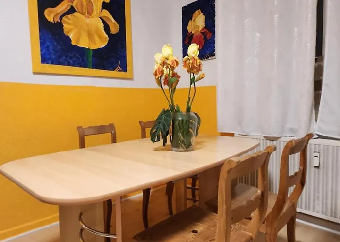 Elena Flat Iris, Zentrum Centro Westfield * Oberhausen (North Rhine-Westphalia)